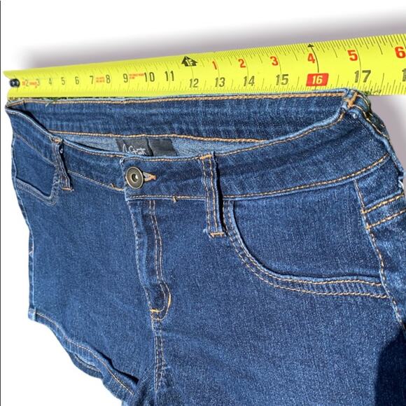 City Streets Blue Jean Mini Shorts Size 13 - Picture 2 of 6